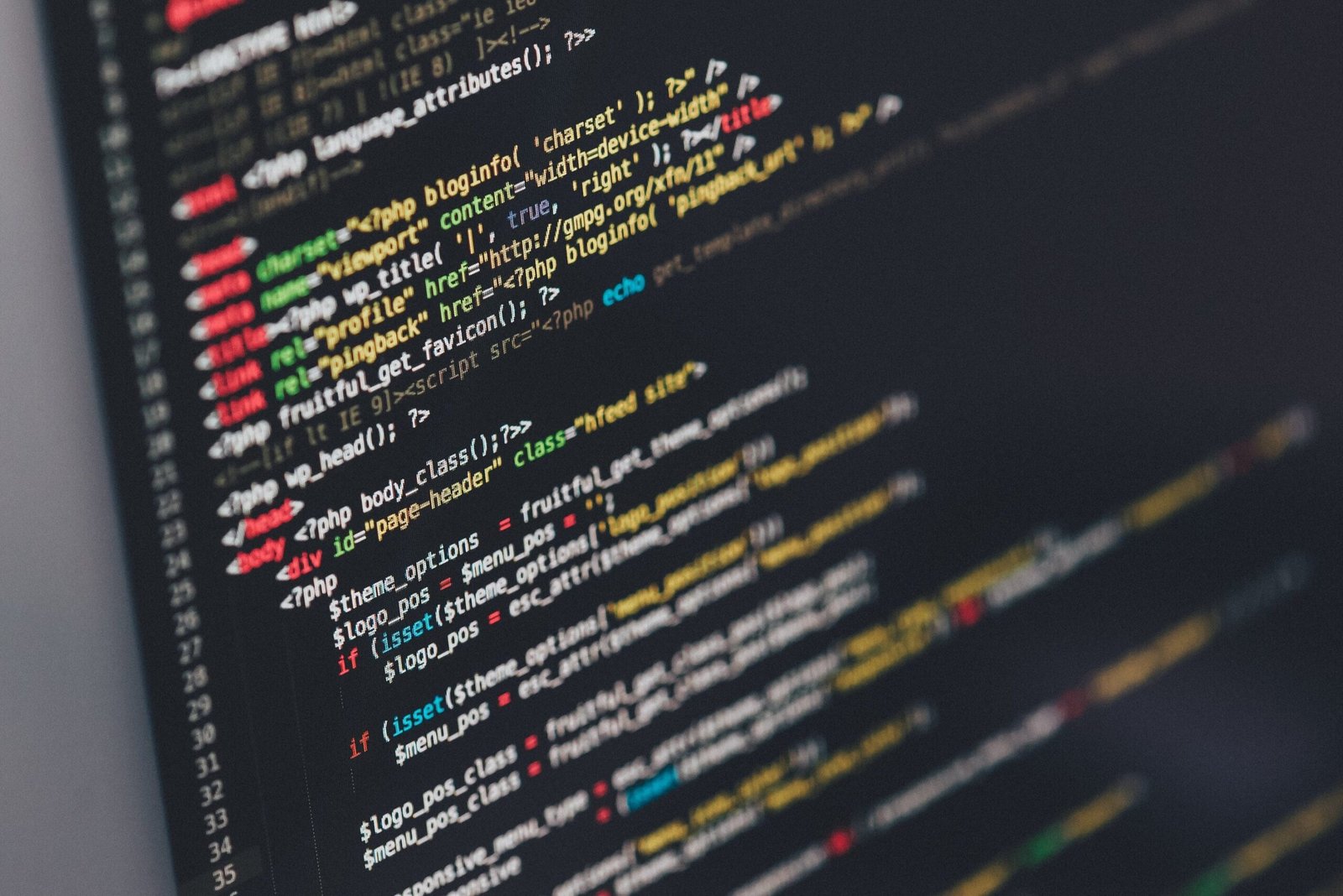 pexels-code-1839406_proc
